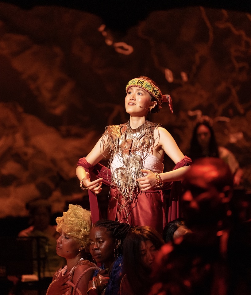 ADAC0254 E7 B1 46 A2 87 A8 CFCAF4 A0 AC3 E 1 105 c